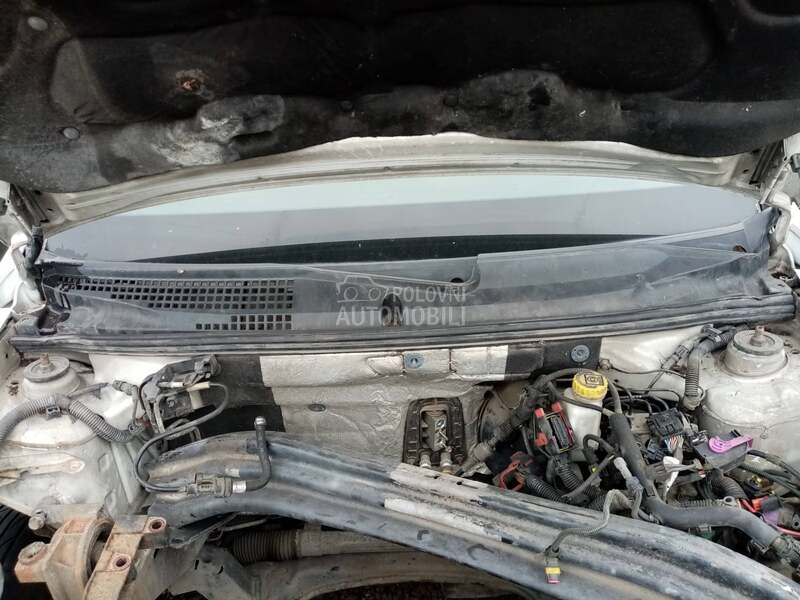 plastika ispod sofersajbne za Fiat Stilo od 2000. do 2006. god.
