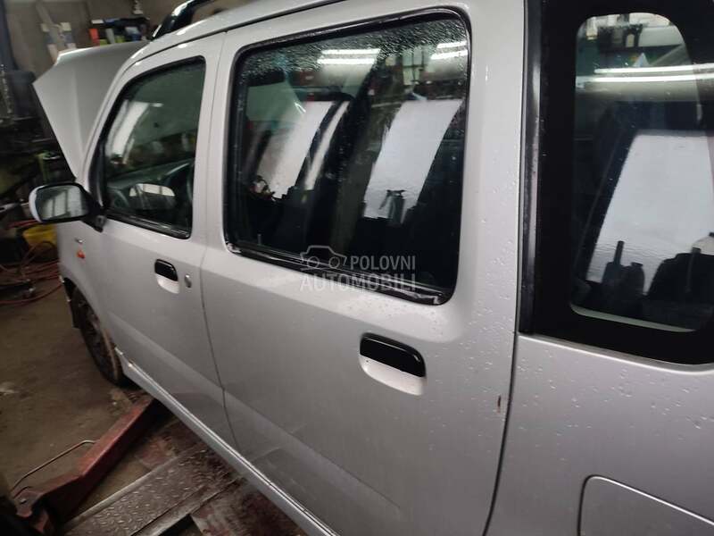 vrata za Suzuki Wagon R+ od 2000. do 2006. god.