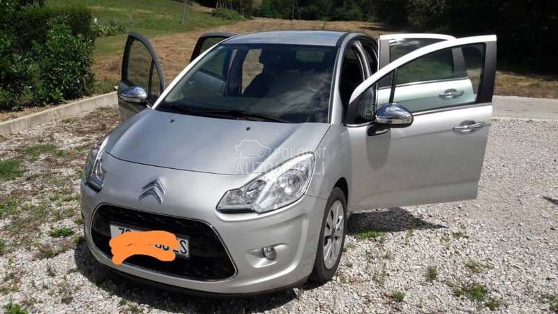 Citroen C3 -  kompletan auto u delovima