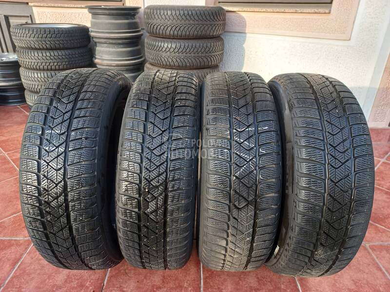 Pirelli 205/60 R17 Zimska