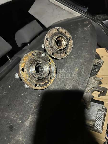 lezaj lager točka za Volkswagen Caddy, Golf 5, Golf 6 ... od 2004. do 2015. god.