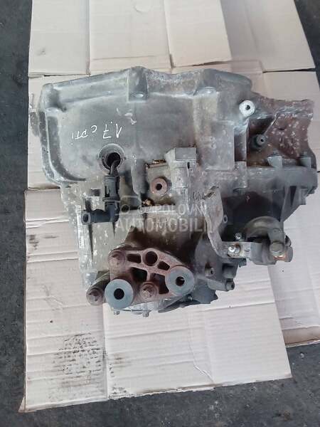 Menjac  1,7 za Opel Astra G za 2001. god.
