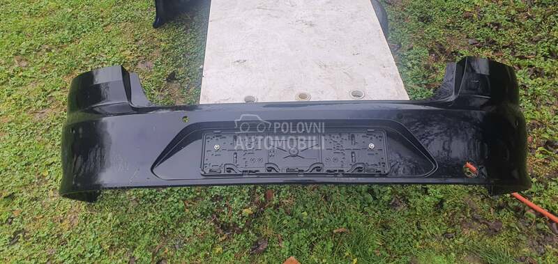 zadnji branik za Volkswagen Passat B8