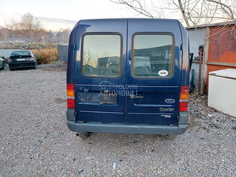 zadnji branik za Ford Courier od 1996. do 2000. god.