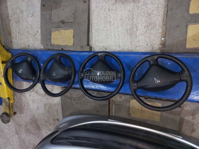 volan za Peugeot 207