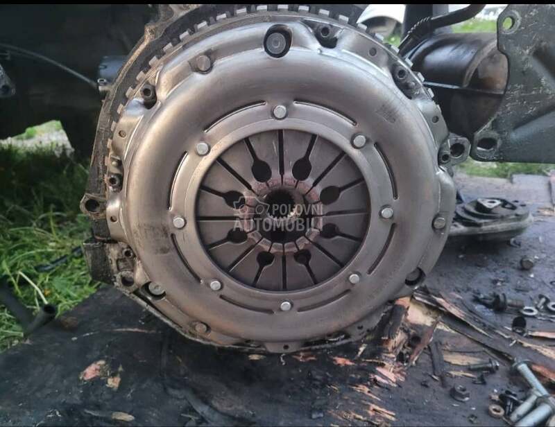 Zamajac korpa lamela za Renault Megane od 2002. do 2010. god.