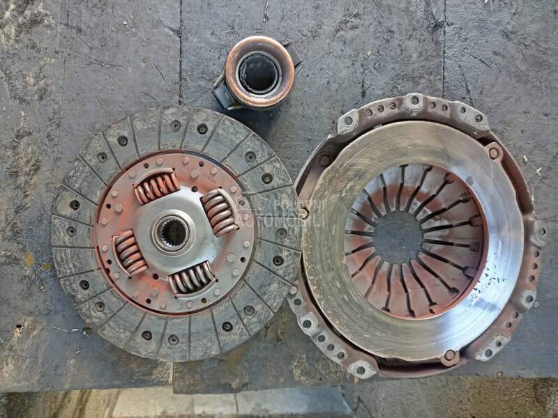 Set kvačila za Nissan Almera od 2000. do 2007. god.