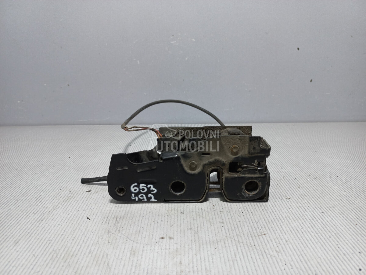 BRAVA HAUBE za Audi A3 - 8P0823509H