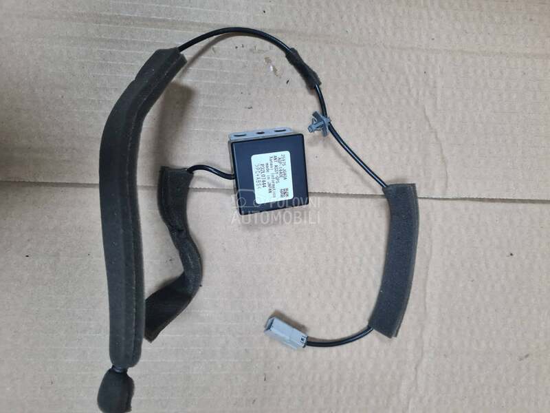 gps antena za Nissan X-Trail od 2007. do 2013. god.