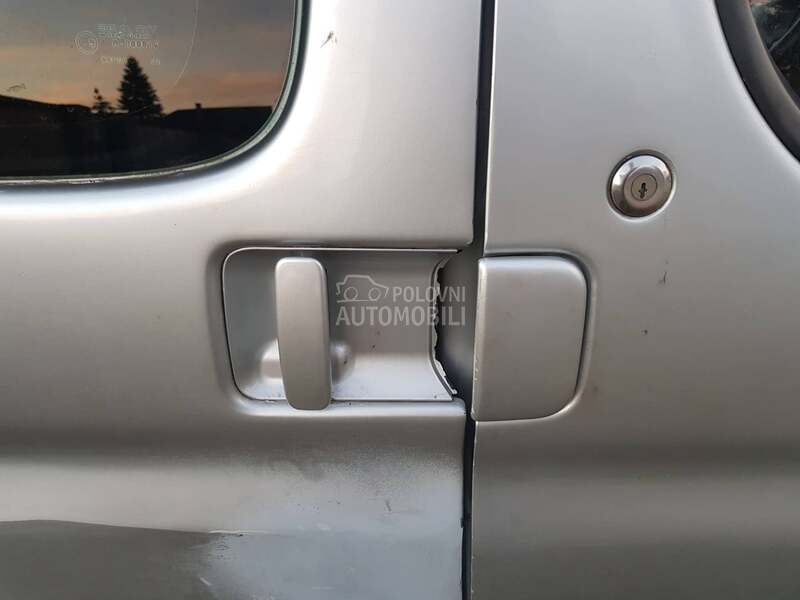 KVAKE  SPOLJNE PREDNJE ZADNJE za Citroen Berlingo