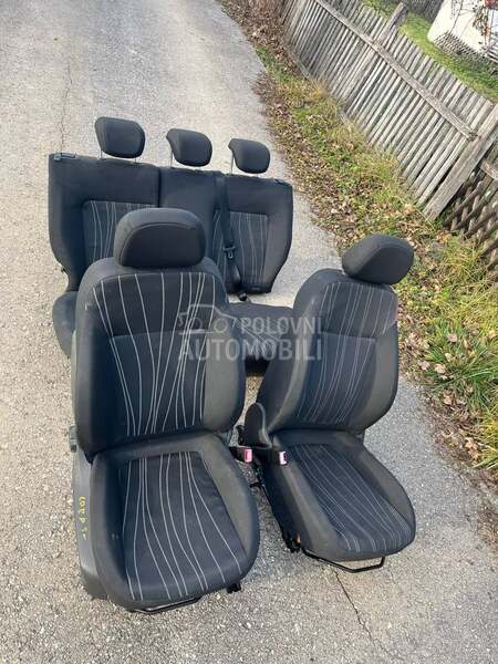 Sedista 5 vrata za Opel Corsa D od 2006. do 2012. god.