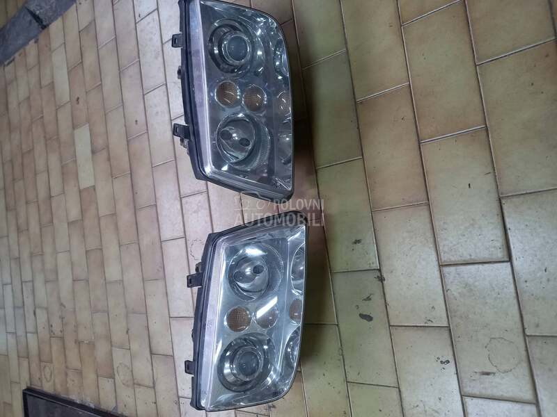 farovi ksenon za Volkswagen Bora od 1999. do 2004. god.