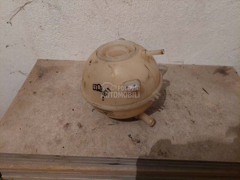 posuda za antifriz za Volkswagen Golf 4