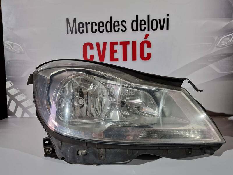 farovi za w204 za Mercedes Benz C Klasa od 2011. do 2015. god.