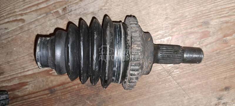 homo zglob 1.6 16v levi za Peugeot 206