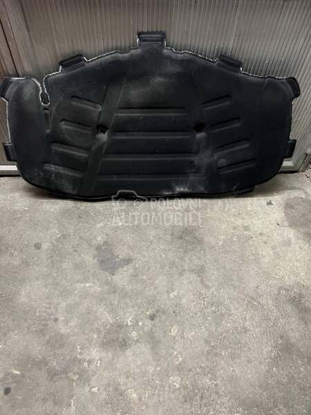 Izolacija haube za Audi A3 od 2012. do 2018. god.