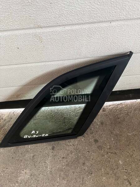 Desno leptir staklo za Audi A3 od 2012. do 2018. god.