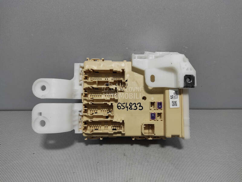 ELEKTRONIKA KUTIJA OSIGURACA za Toyota Auris