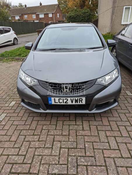 Honda Civic 2,2 2014. god. -  kompletan auto u delovima