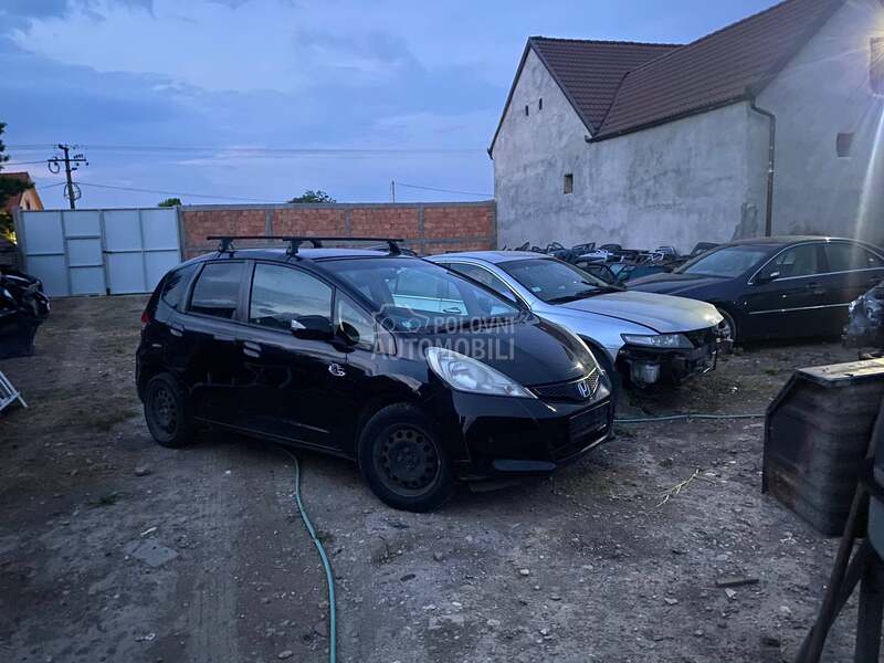 Honda Jazz 1,2 2013. god. -  kompletan auto u delovima
