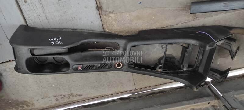 Centralna - središnja konzola za Peugeot 406