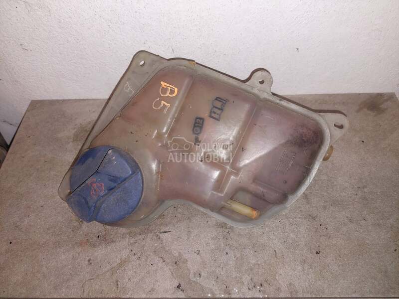 posuda za antifriz za Volkswagen Passat B5