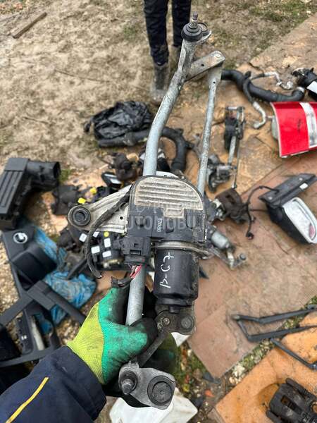 Motor Brisaca za Volkswagen Passat B6, Passat B7, Passat CC od 2004. do 2015. god.