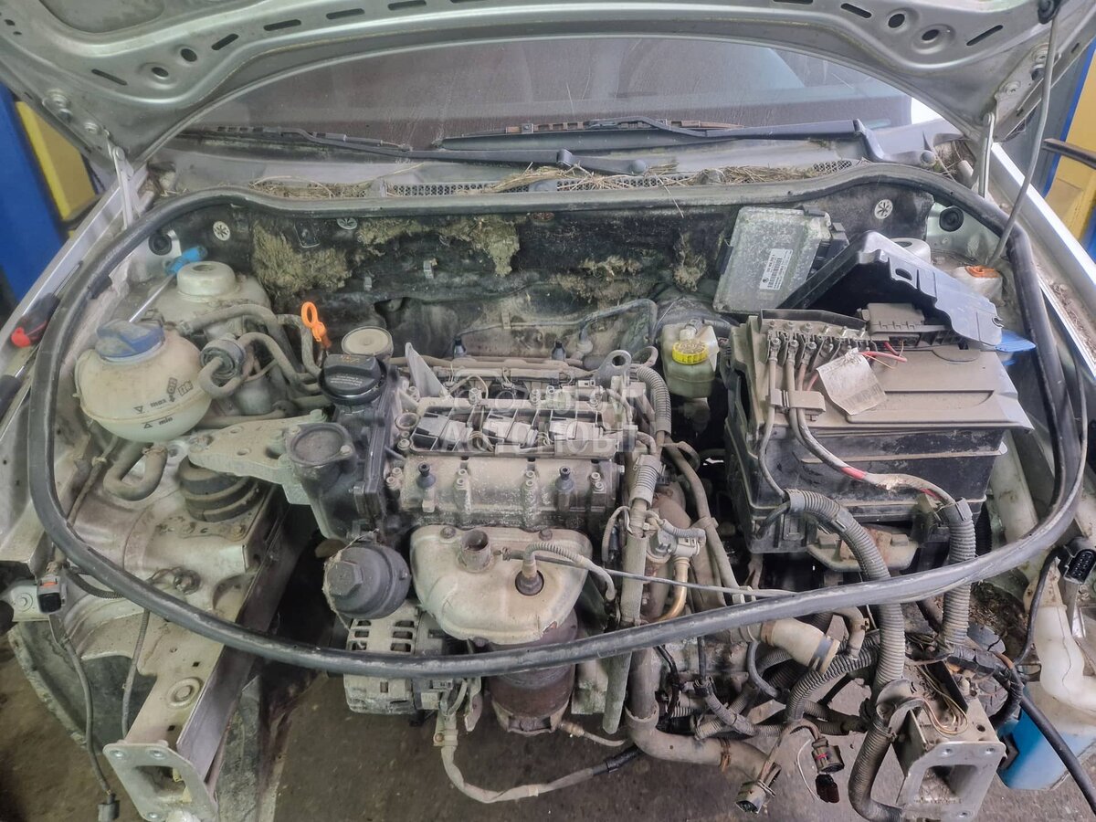 1.2 delovi za Škoda Fabia