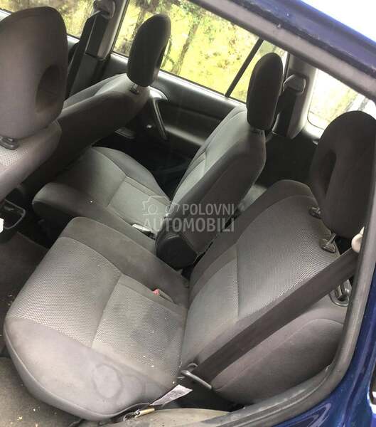 Sediste za Toyota RAV 4 od 2000. do 2005. god.