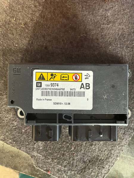 Air bag modul za Opel Astra J od 2009. do 2016. god.