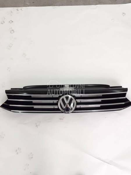 Ukrasna maska za Volkswagen Passat B8
