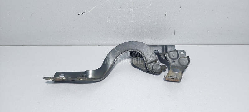 SKARE OD HAUBE za Toyota Auris