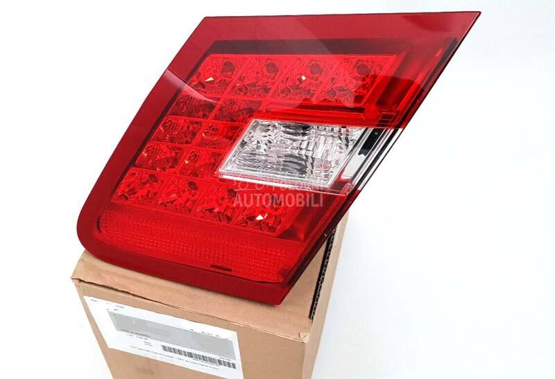 Stop Lampa Unutrasnja za Mercedes Benz E 200, E 220 od 2009. do 2013. god.