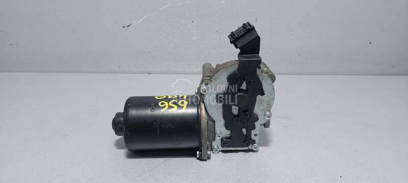 MOTORIC PREDNJEG BRISACA za Volvo S60