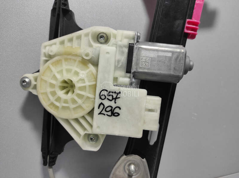 MOTORIC PODIZACA STAKLA za Volkswagen Passat B8