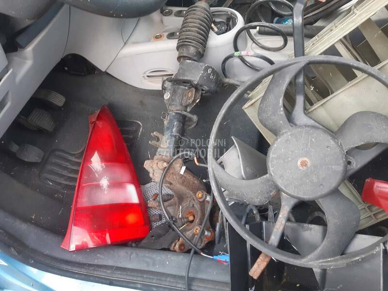 Štop lampe ostali delovi za Citroen C3