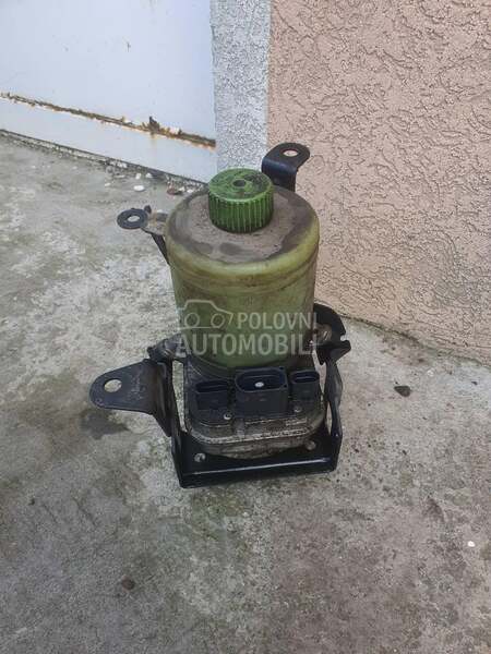 Servo pumpa trw polo 2003 za Volkswagen Polo od 2002. do 2005. god.