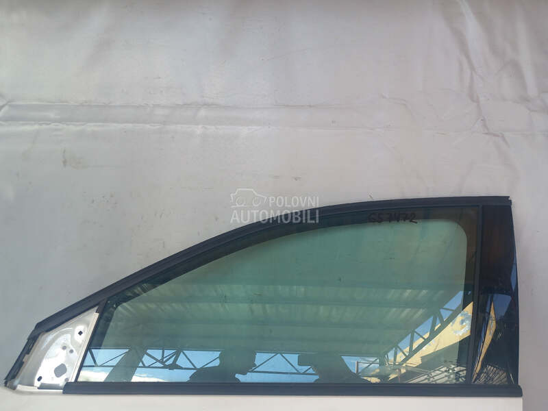 STAKLO za Peugeot 5008