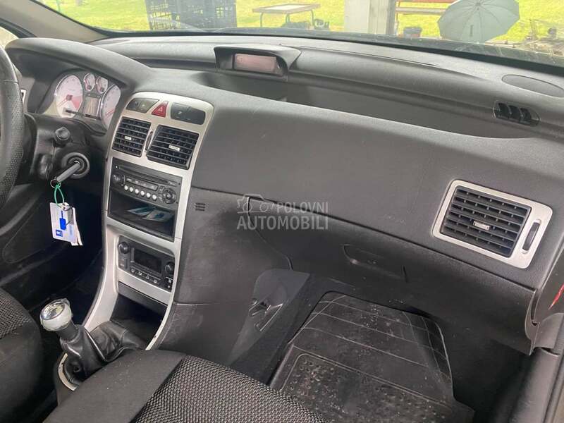 Instrument tabla za Peugeot 307