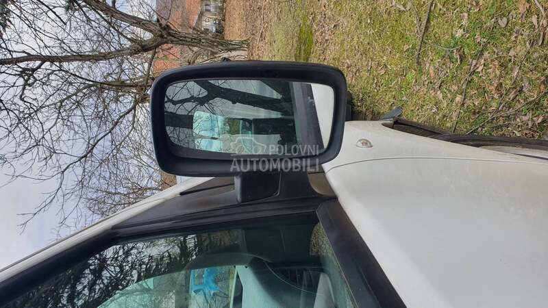retrovizor desni za Citroen Jumpy od 2007. do 2012. god.