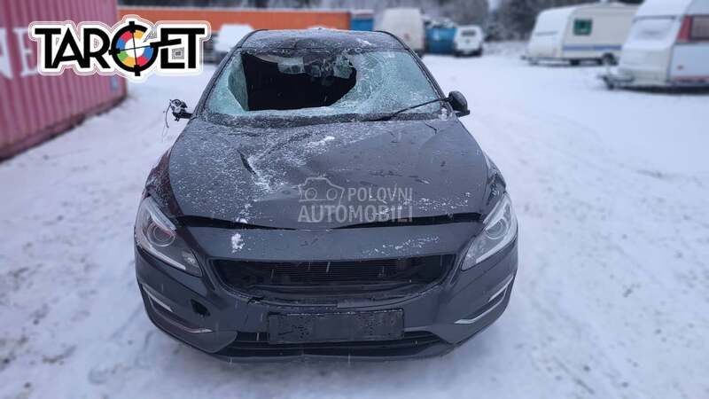 Delovi za Volvo V60 2013. god.
