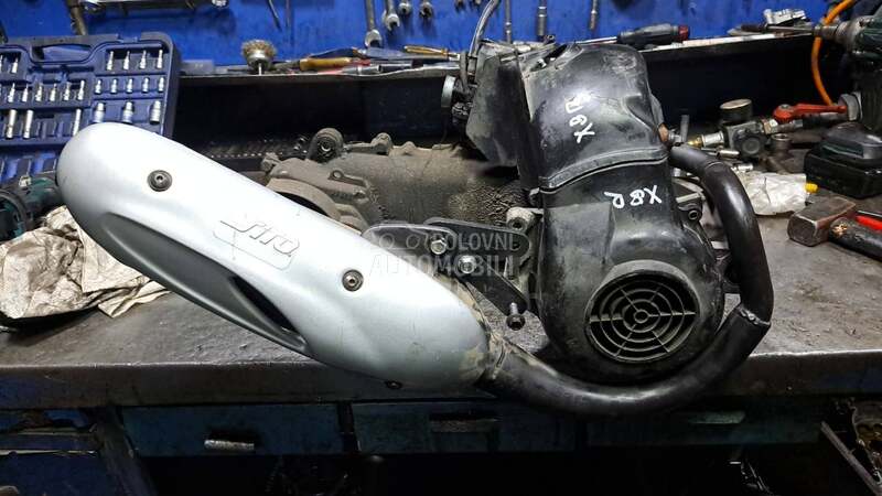 Auspuh Honda x8r