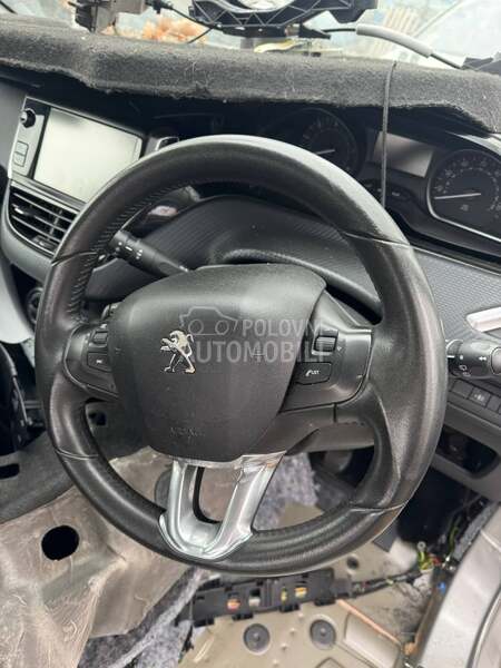 Volan za Peugeot 208