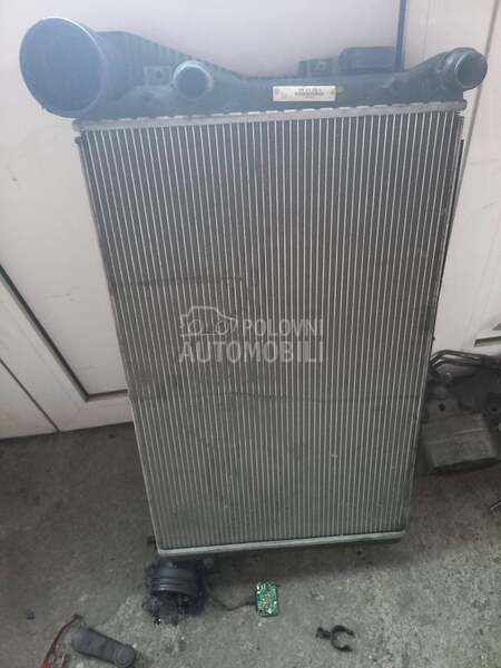 Hladnjak vode i interkuler za Volkswagen Golf 5, Passat B6 od 2004. do 2009. god.