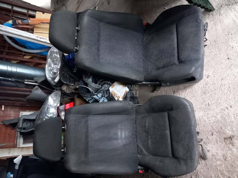 prednja sedista za Volkswagen Polo od 1996. do 2000. god.