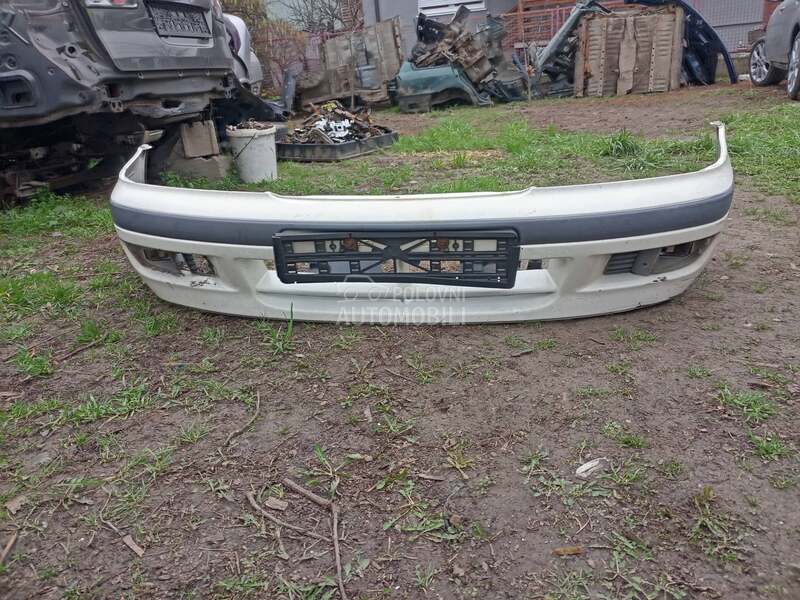 Branik za Nissan Primera od 1997. do 2002. god.