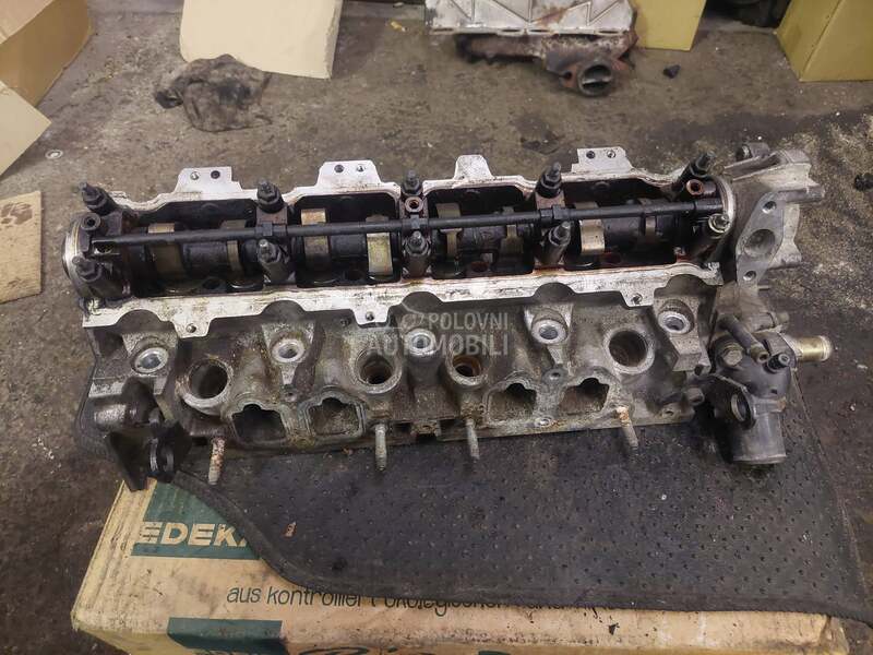 glava motora benzin za Peugeot 306, 405, 406 ...