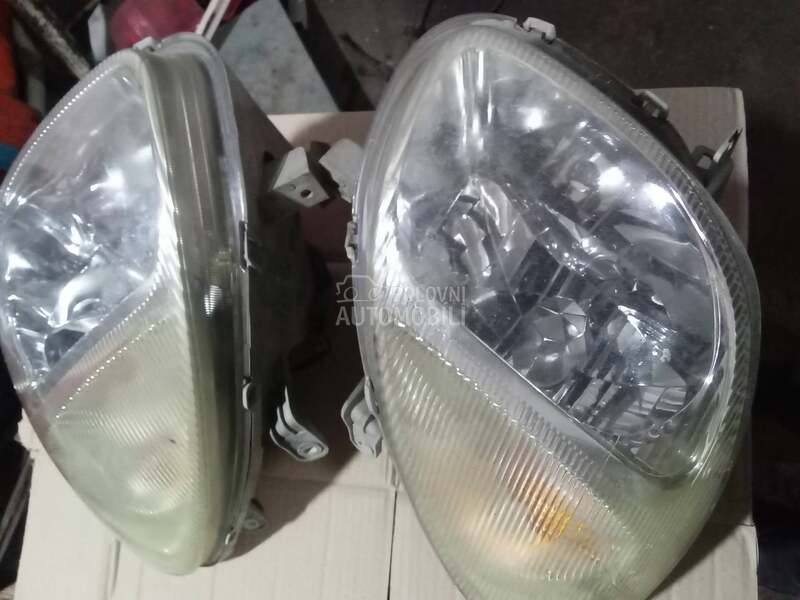 Farovi za Daihatsu Sirion od 2001. do 2005. god.