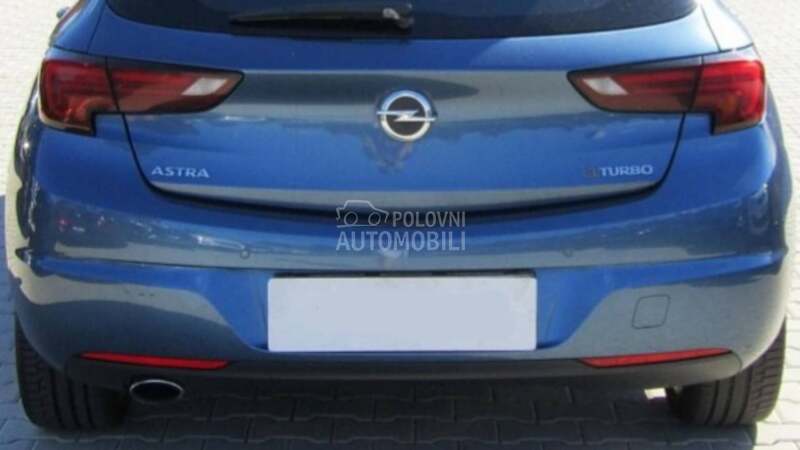 Zadnji branik hečbek za Opel Astra K od 2015. do 2023. god.