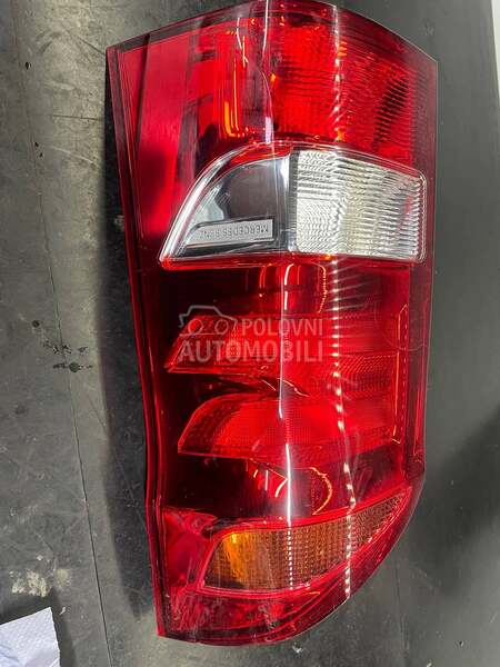 stop lampa desna vito za Mercedes Benz V Klasa od 2014. do 2020. god.